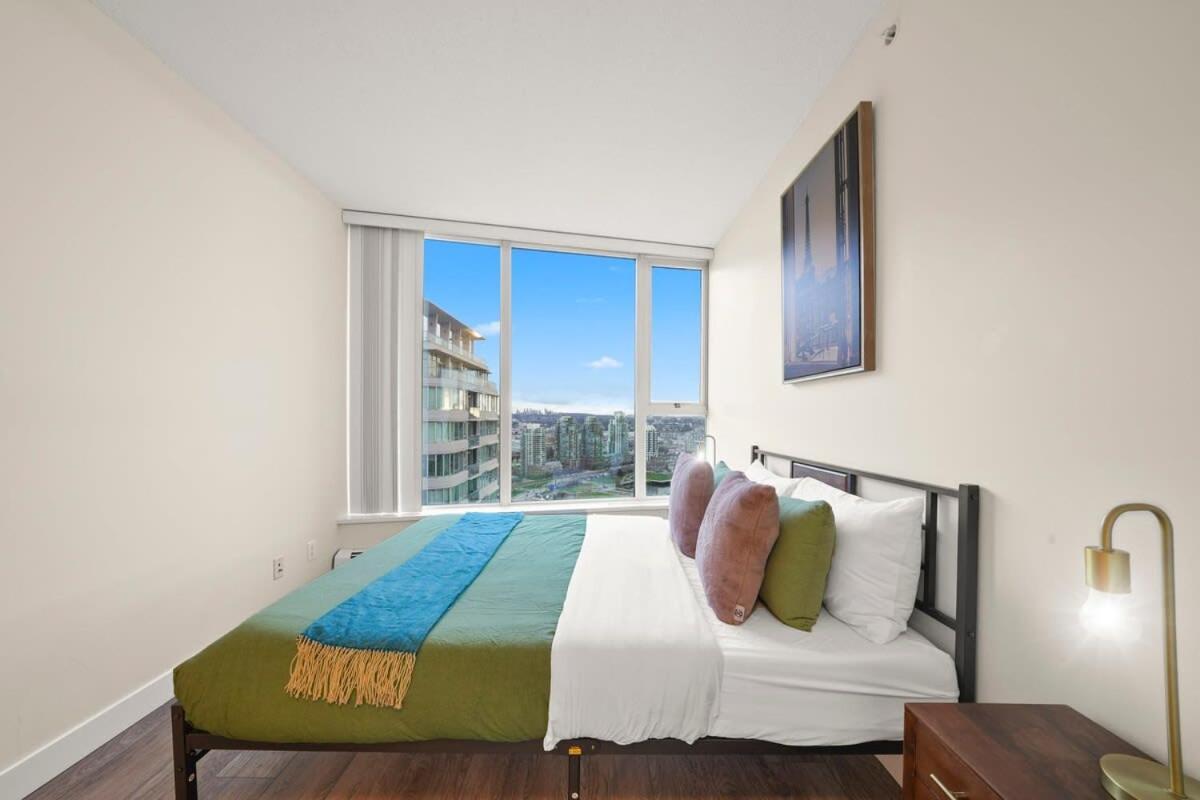 Dazzling Condo By Stadium Downtown With Free Parking バンクーバー エクステリア 写真