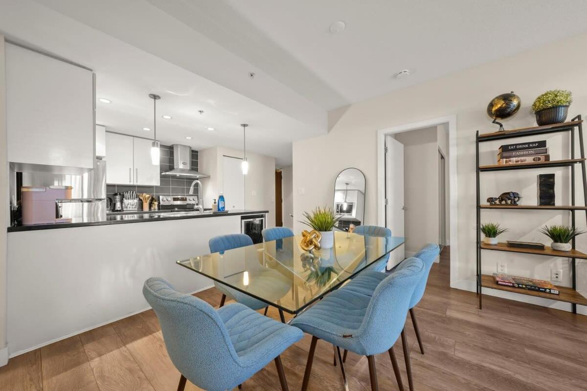 Dazzling Condo By Stadium Downtown With Free Parking バンクーバー エクステリア 写真