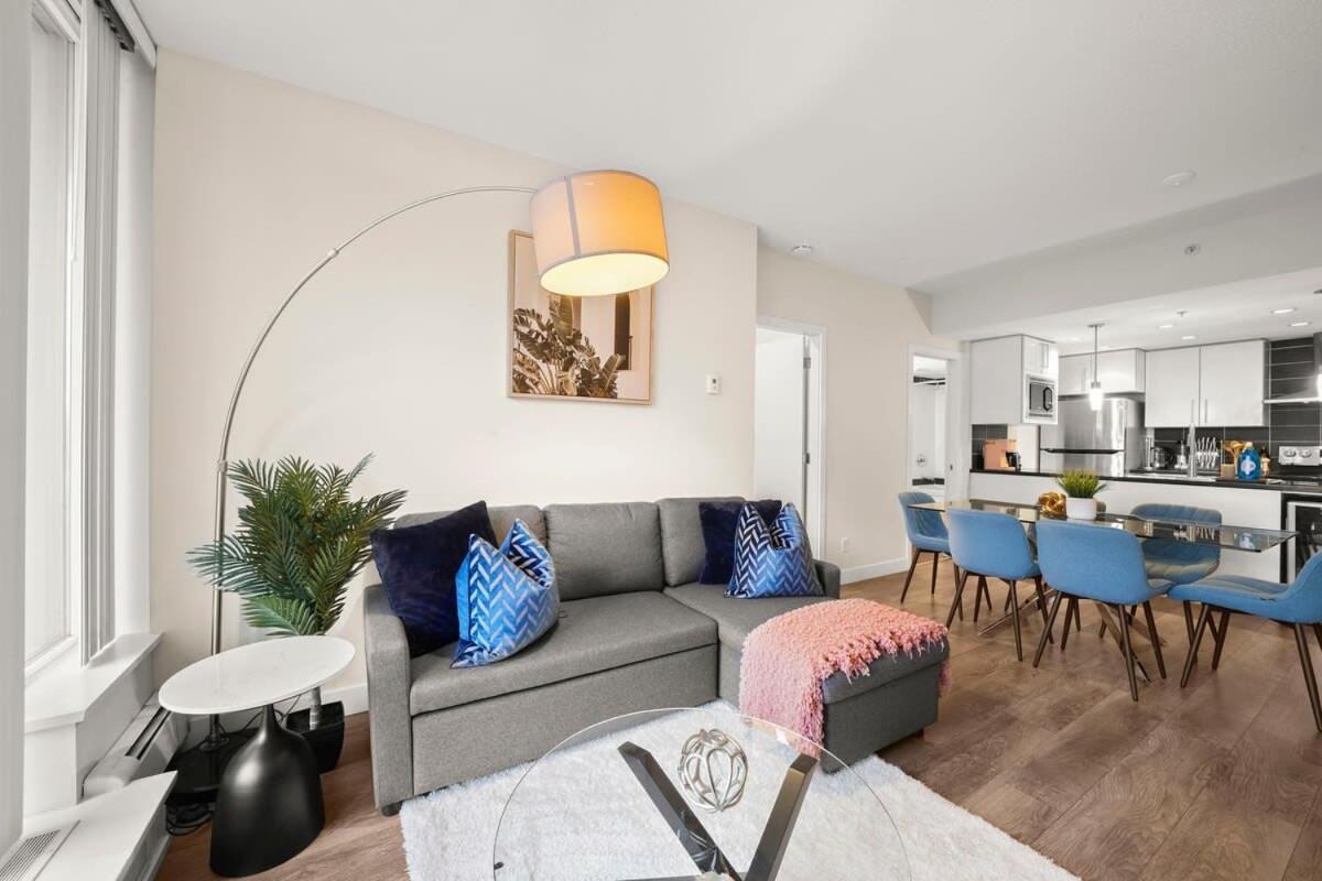 Dazzling Condo By Stadium Downtown With Free Parking バンクーバー エクステリア 写真