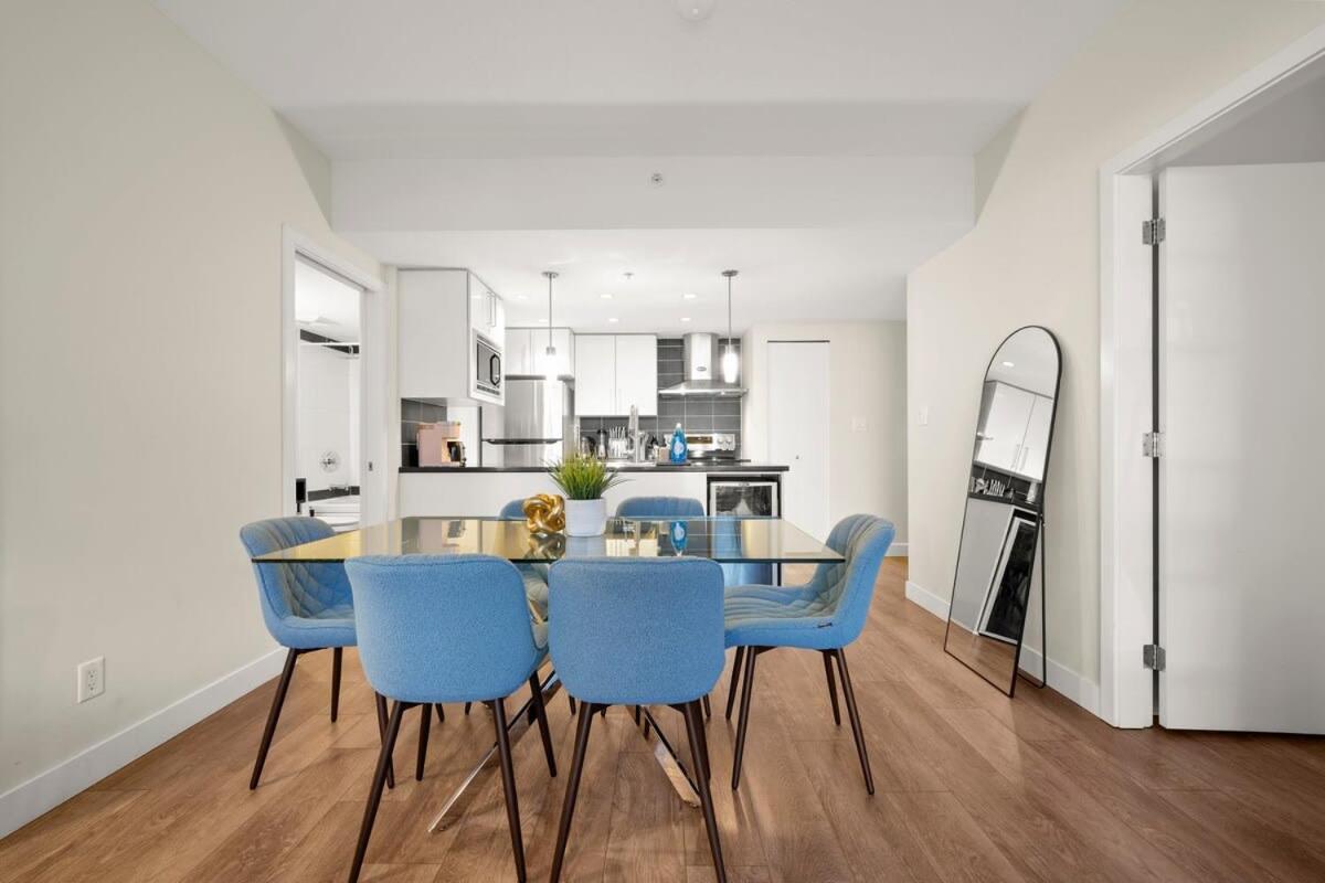 Dazzling Condo By Stadium Downtown With Free Parking バンクーバー エクステリア 写真