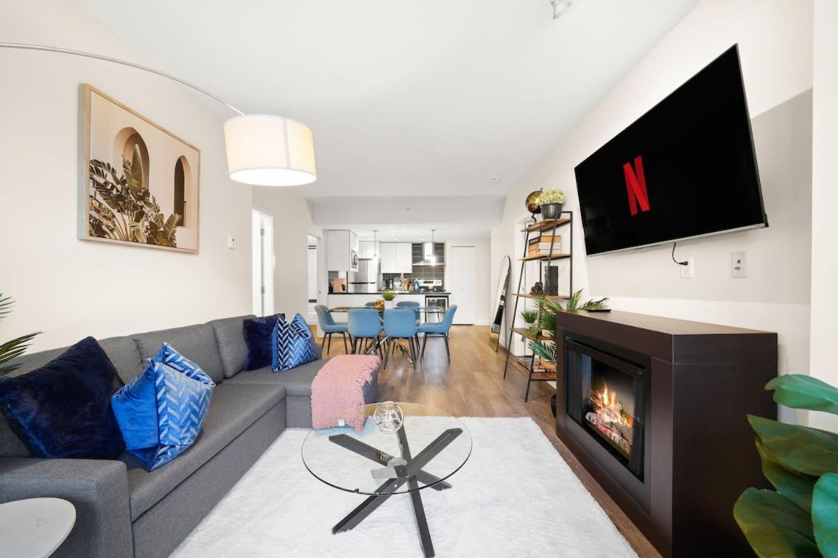 Dazzling Condo By Stadium Downtown With Free Parking バンクーバー エクステリア 写真